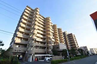 【外観】 | JR京浜東北線「鶴見」駅徒歩14分、京急本線「京急鶴見」駅徒歩13分