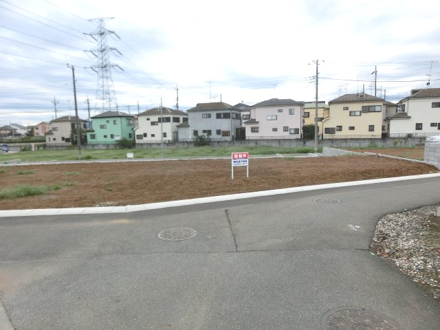 鴻巣市宮前の売地の外観|北東側道路から別の角度で撮影した外観です。