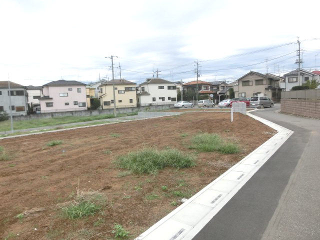 鴻巣市宮前の売地の外観|北東側道路から別の角度で撮影した外観です。