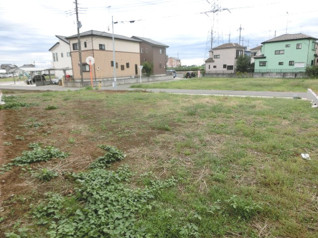 鴻巣市宮前の売地の展望|敷地内から南西側を撮影した写真です。