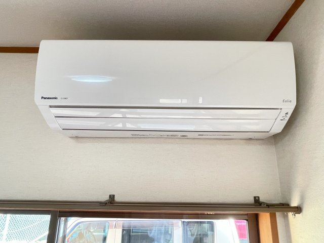 今井アパートBの設備|エアコンです