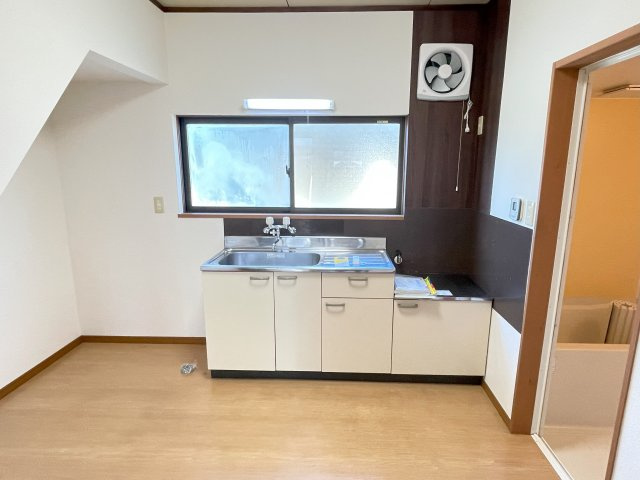 今井アパートBのキッチン|お料理しやすいキッチンです