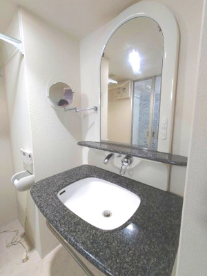 【独立洗面台】 | ラ・プレミア都島