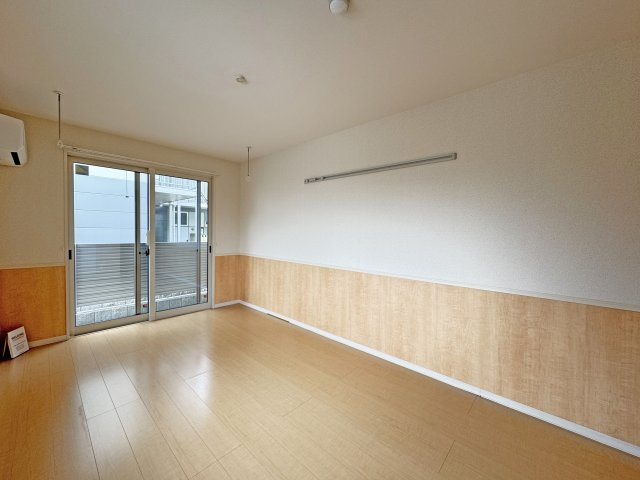 D-room エクウスの洋室