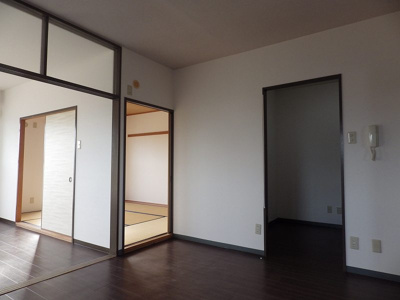 【居間・リビング】 | カーサエテルノ | 別室参照