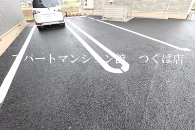 【駐車場】 | セラヴィ　B