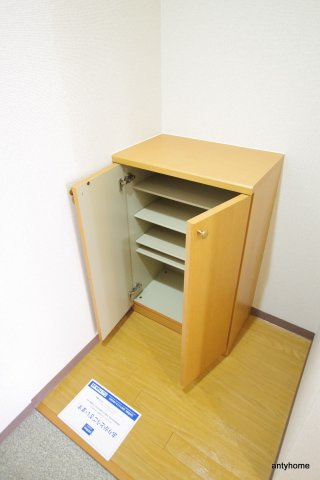 アリオーラ西梅田　仲介手数料無料の玄関