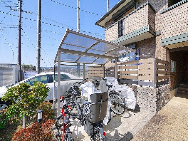 グランド　郡山のその他共用部分|駐輪場完備です