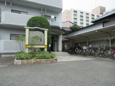 【エントランス】 | ファミール上小阪（河内小阪賃貸） | エントランスです