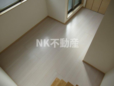 【居間・リビング】 | アクロスフェリオ（長瀬賃貸） | 洋室です