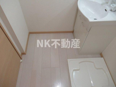 【洗面所】 | アクロスフェリオ（長瀬賃貸） | 洗面所です