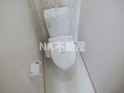 【トイレ】 | アクロスフェリオ（長瀬賃貸） | 清潔感のあるトイレです