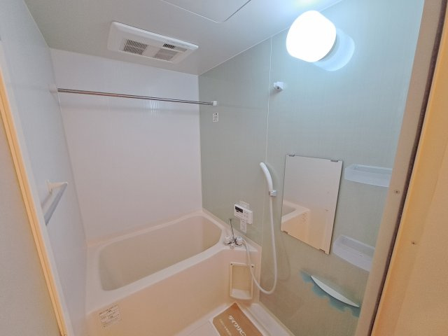 リビングタウン榎戸C棟の浴室