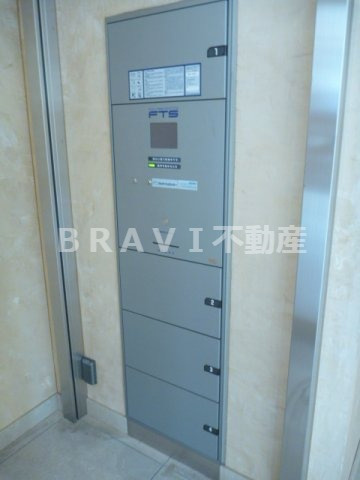 ラクラス長堀橋　BRAVI不動産のその他共用部分|【ラクラス長堀橋】宅配ボックス