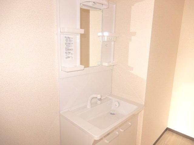 ライフハイツの独立洗面台