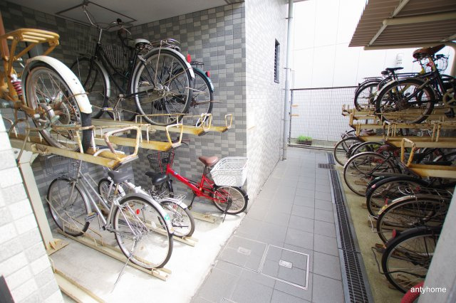 エスリード野田駅前　仲介手数料無料の駐車場