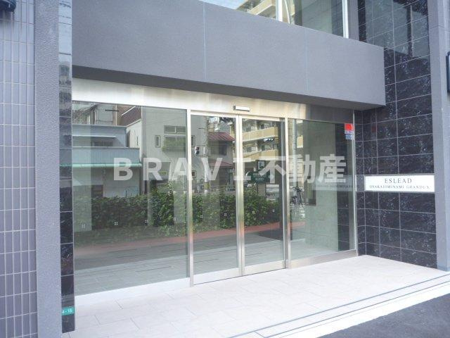 エスリード大阪城南グランデュクス　BRAVI不動産のエントランス|清潔なエントランスです