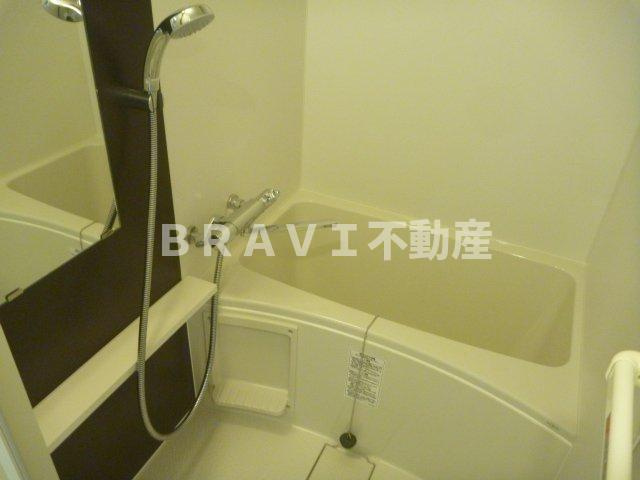 エスリード大阪城南グランデュクス　BRAVI不動産の浴室|ゆったり過ごせるお風呂です