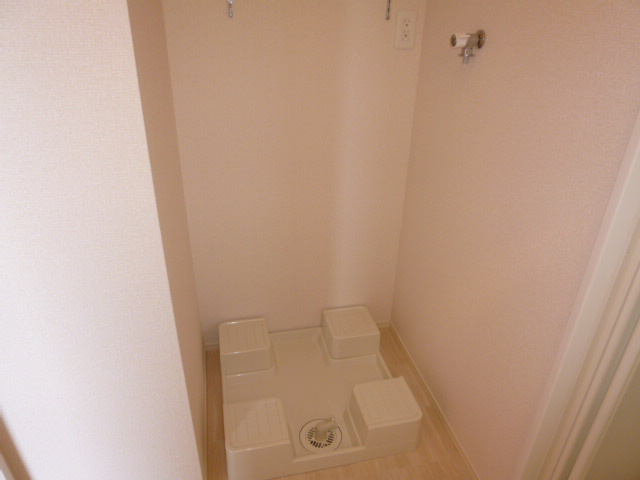 ノールヴィラージュⅡのその他|洗濯機置場