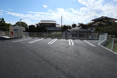 【駐車場】 | レジデンス荒川
