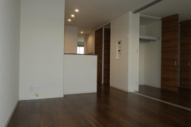 ラーガハウス茶屋町の居間・リビング