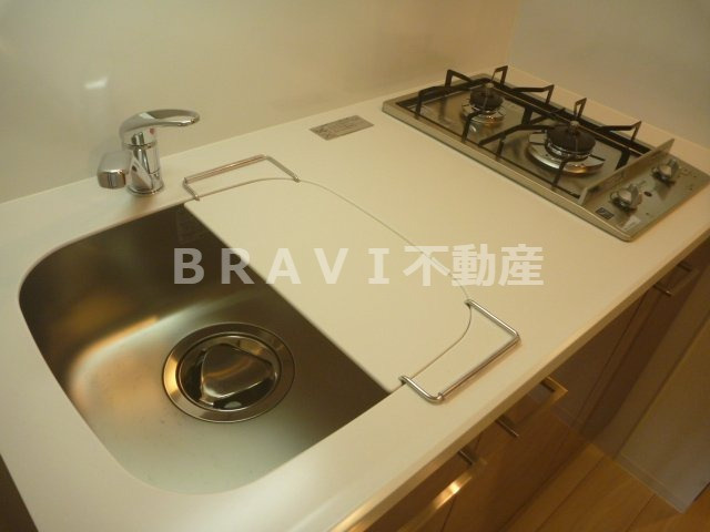 エスリード本町レジデンス　BRAVI不動産のキッチン|きれいなキッチンです