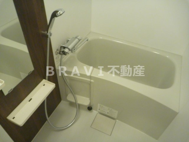 エスリード本町レジデンス　BRAVI不動産の浴室|きれいなお風呂です