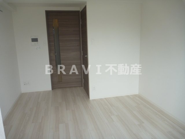 エスリード本町レジデンス　BRAVI不動産の居間・リビング|おしゃれな居間です