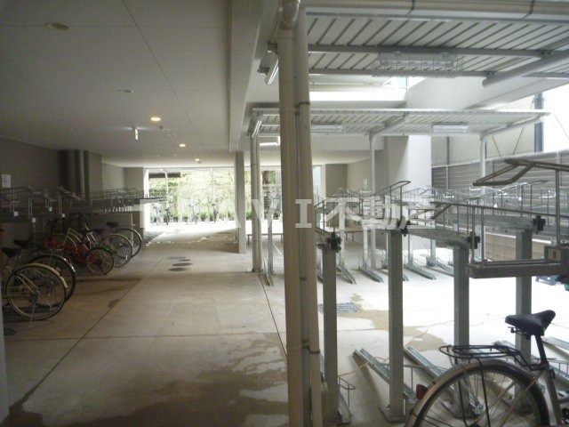 エスリード本町レジデンス　BRAVI不動産のその他共用部分|【エスリード本町レジデンス】駐輪場