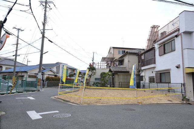 堺市北区百舌鳥梅北町　土地の前面道路含む現地写真
