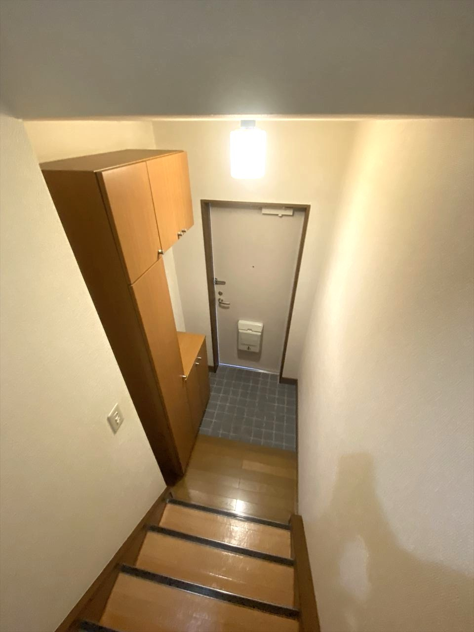 レジデンスヒルＣの玄関