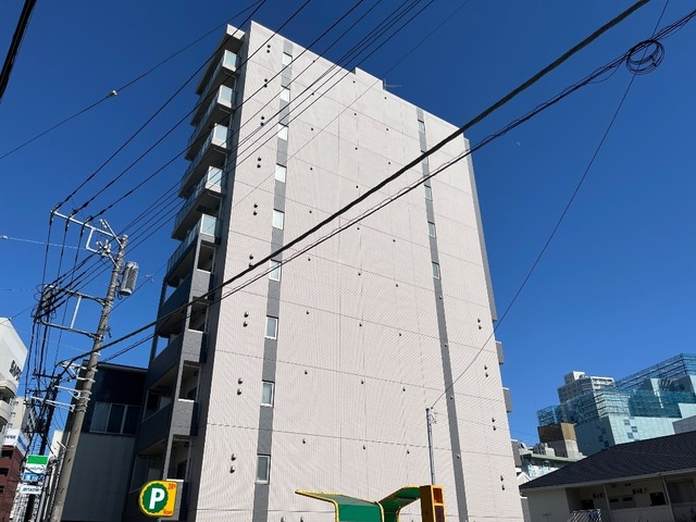 ラフィネ柏の外観