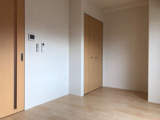 ラフィネ柏の洋室