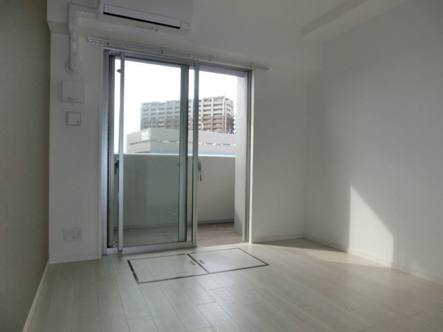 スプランディッド三国Ⅰの居間・リビング