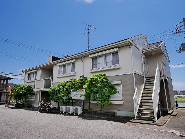 サニーコートＡ・Ｂ（四条大路）の外観|外はこのようになっています