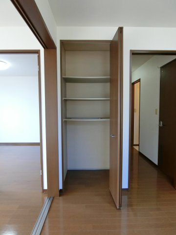 メイプルガーデン　B棟の収納|103の写真
