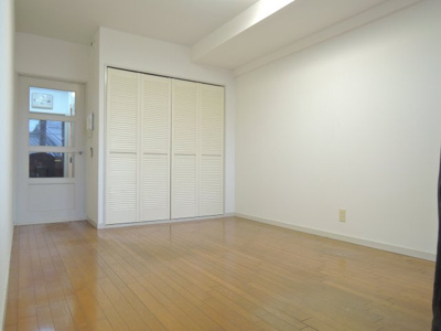 【寝室】 | 東白マンション