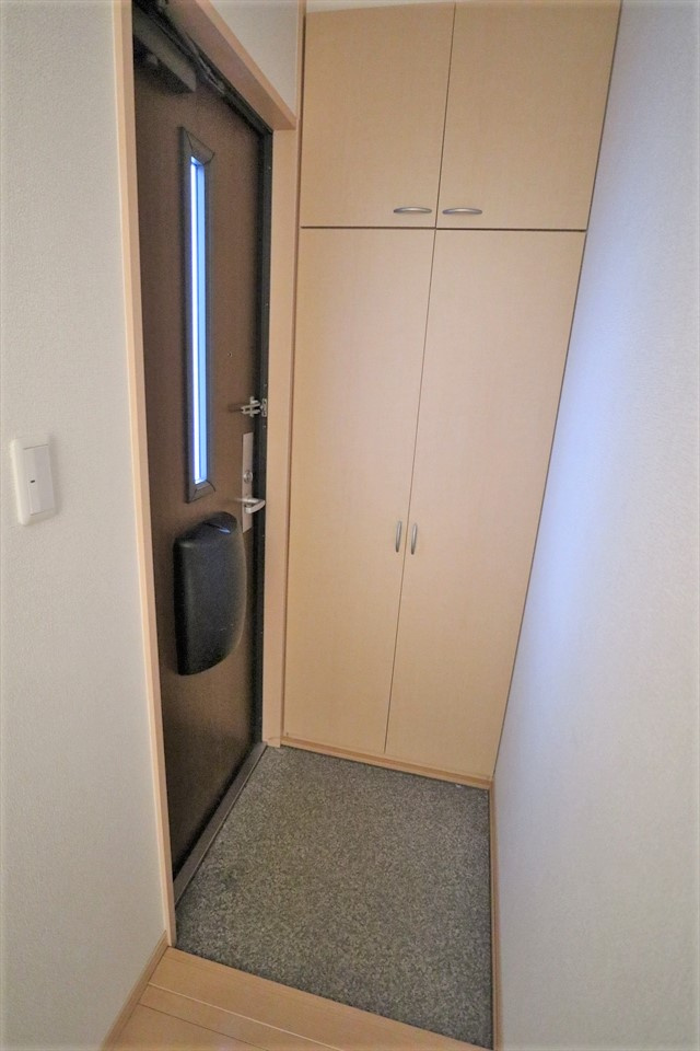 ウィルモア　B棟の玄関