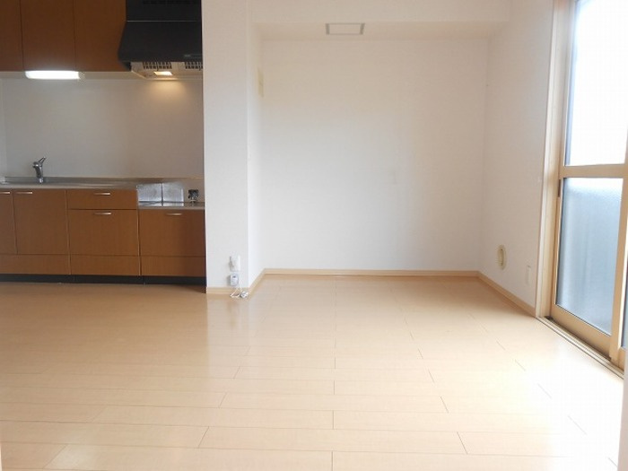 ウィルモア　B棟の居間・リビング