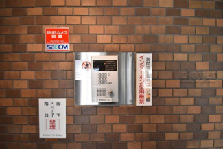 【エントランス】 | オートロック完備