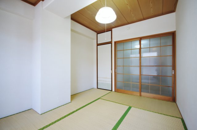 【寝室】