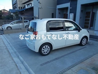 【駐車場】 | プリムローズⅢ