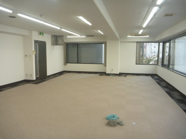 TAG北浜ビル　BRAVI不動産の洋室|広々とした洋室です