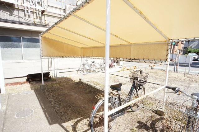 【その他共用部分】 | 第七西山荘 | 駐輪場