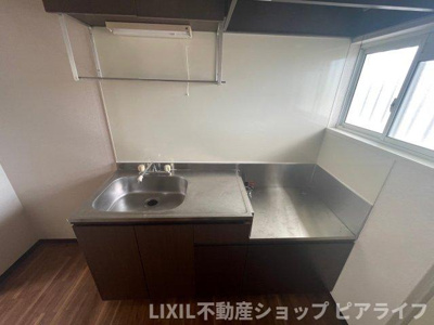 【キッチン】 | スチューデントビレッジB棟 | ※写真は別室です