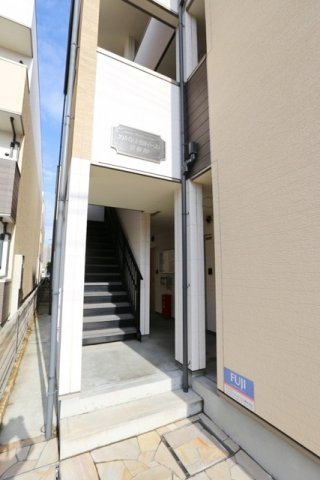 【エントランス】 | フジパレス吹田イーストⅢ番館