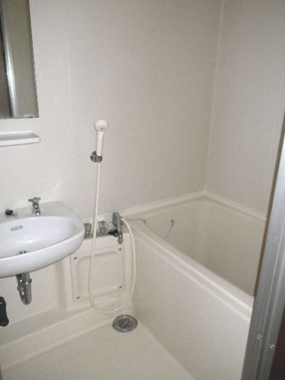 【浴室】 | ホワイトハウスⅢ