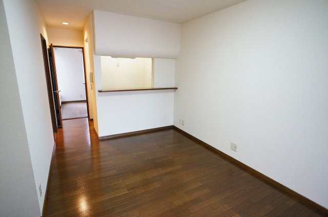 【居間・リビング】 | コーポマルイⅢ