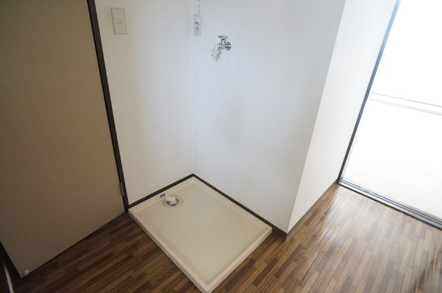 【設備】 | バームタウン | 室内洗濯機置場