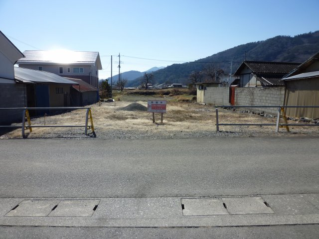 白根源小学校近く南アルプス市有野114坪土地